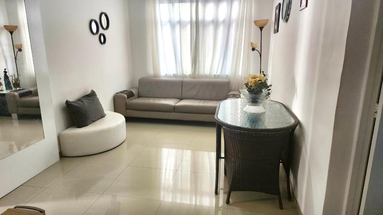 Apartamento Na Praia Do Forte 카보프리우 외부 사진