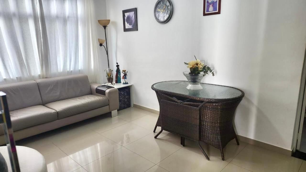 Apartamento Na Praia Do Forte 카보프리우 외부 사진